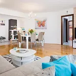 Apartment Split